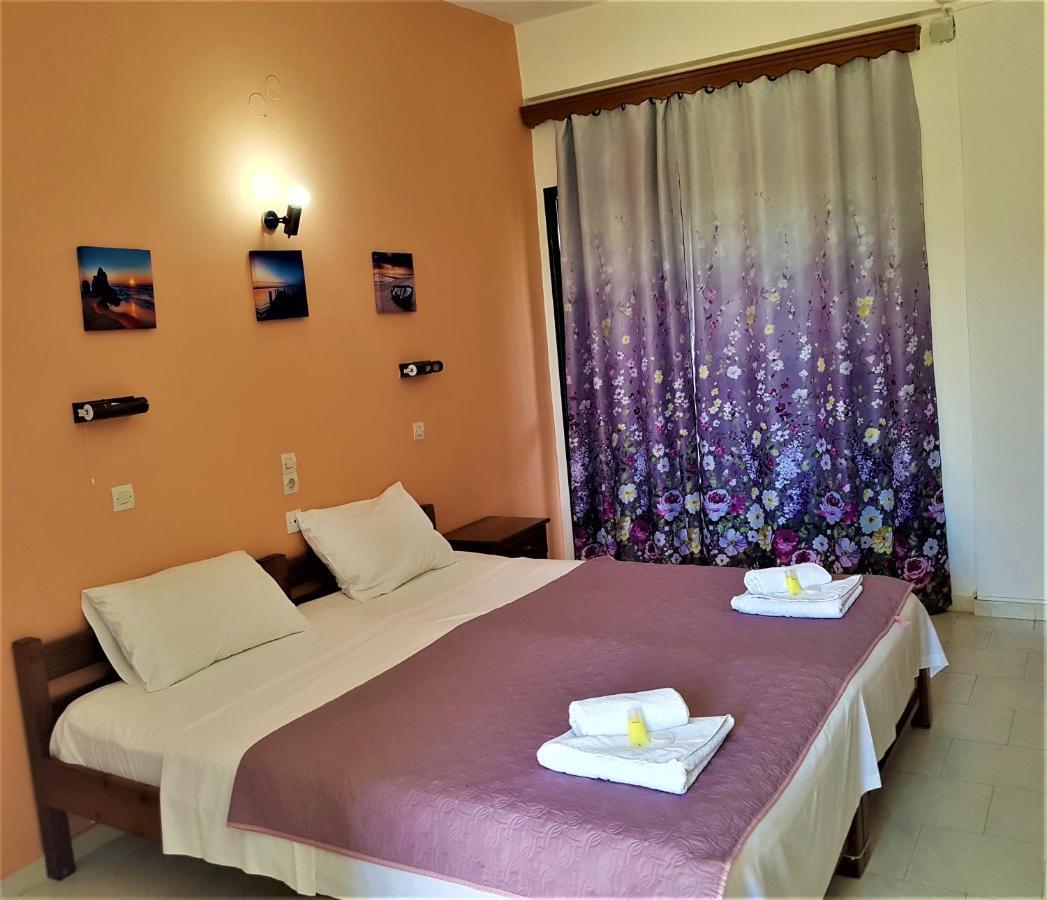 Stars Hotel (Adults Only) Άγιος Γεώργιος Εξωτερικό φωτογραφία