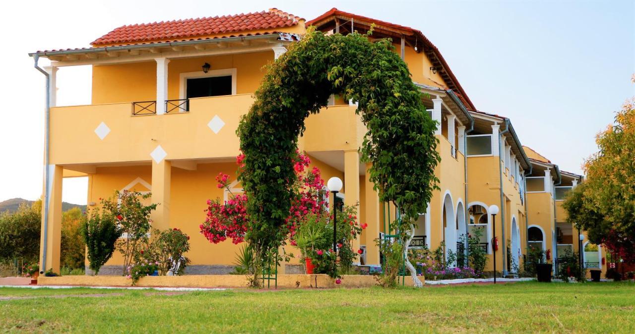 Stars Hotel (Adults Only) Άγιος Γεώργιος Εξωτερικό φωτογραφία