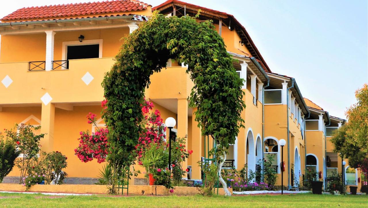 Stars Hotel (Adults Only) Άγιος Γεώργιος Εξωτερικό φωτογραφία